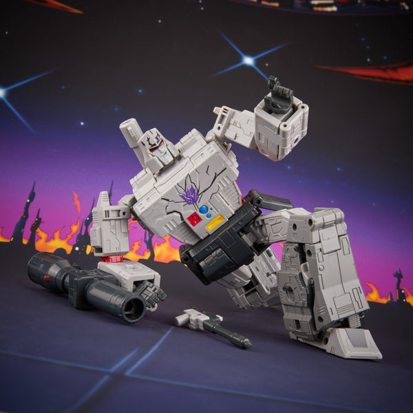 Transformers Studio Series 86 Leader Class Battle Damaged Megatron