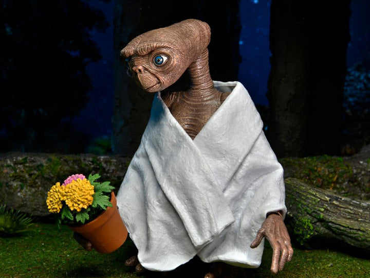 E.T. 40th Anniversary Ultimate E.T.