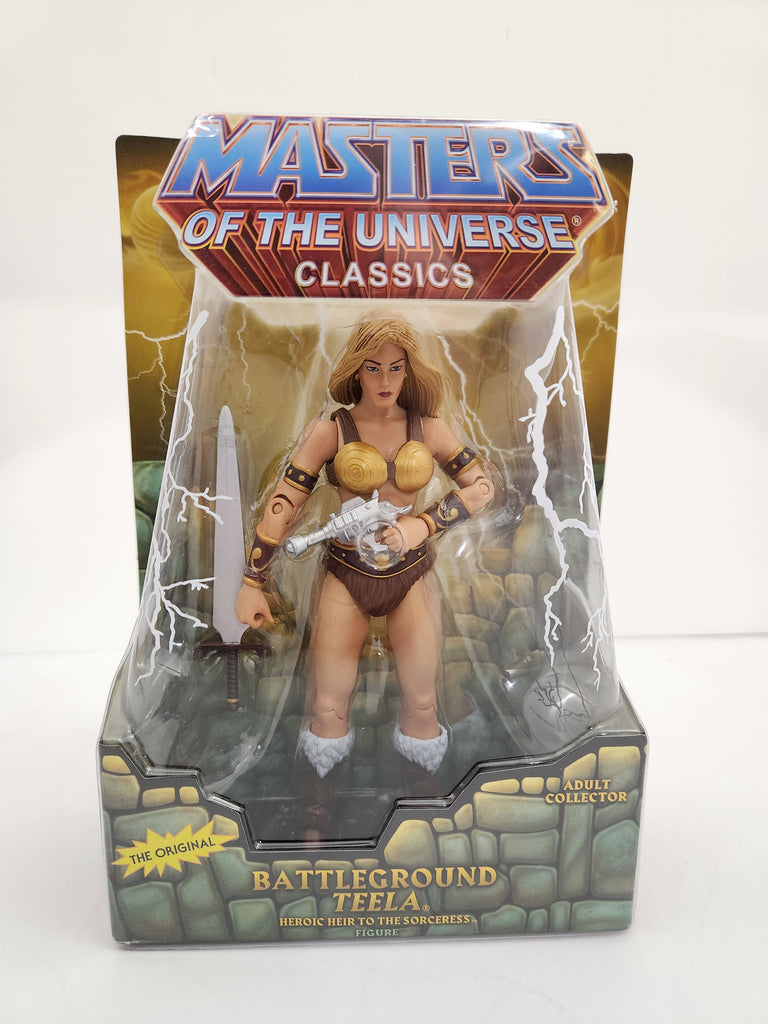 Masters of the Universe Classics Battleground Teela (with mailer)
