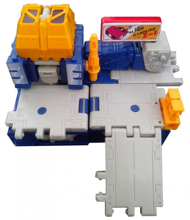 Hasbro Generations Selects Greasepit