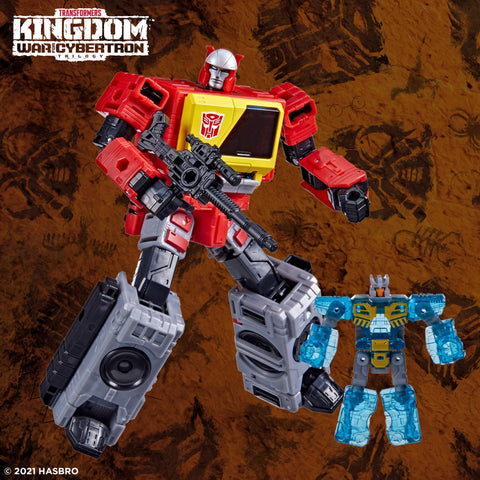 Transformers War For Cybertron: Kingdom Blaster and Eject